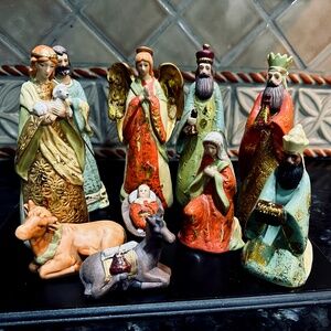 11 piece PORCELAIN NATIVITY SET